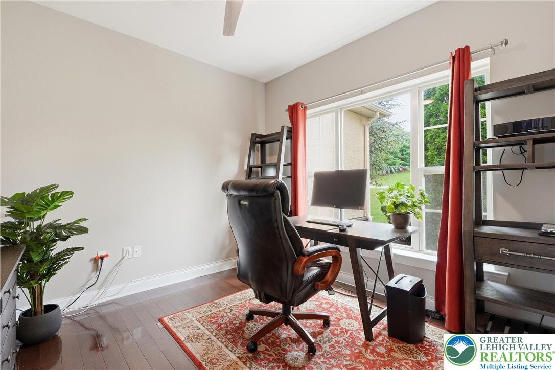 245 East Dell Road Property Photo 27