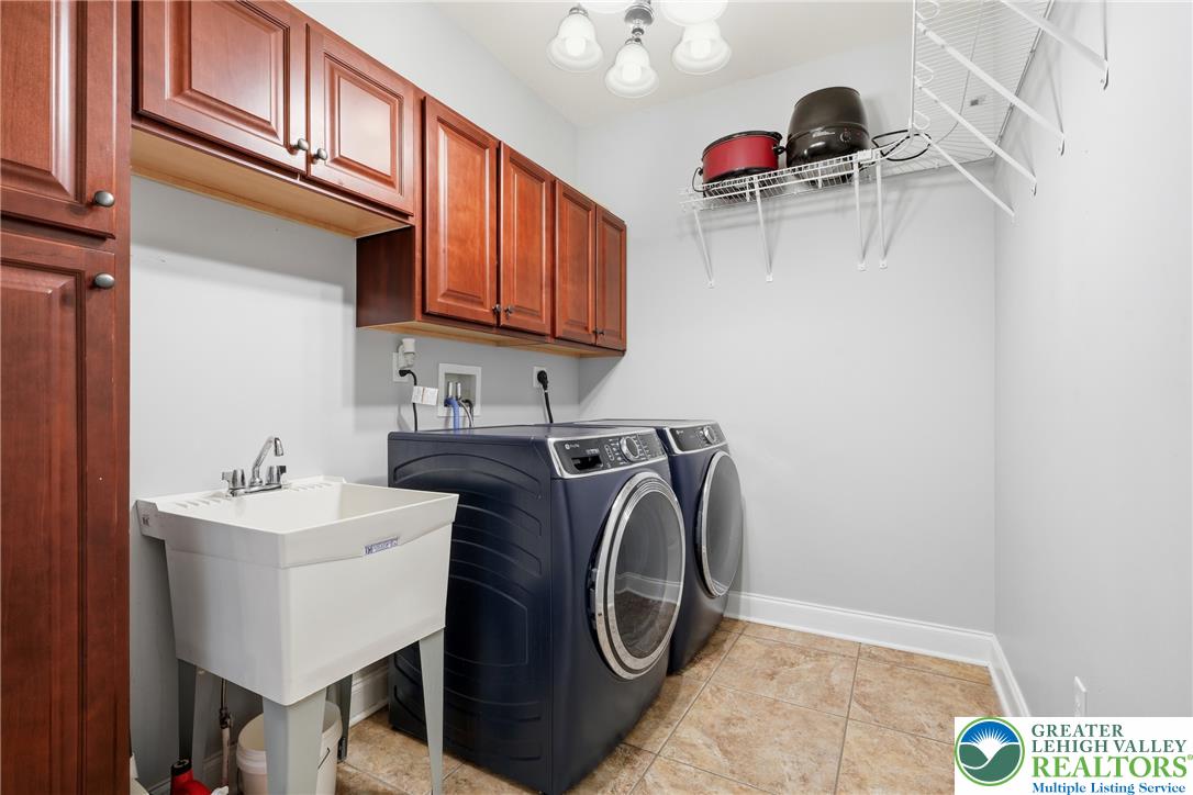 245 East Dell Road Property Photo 30