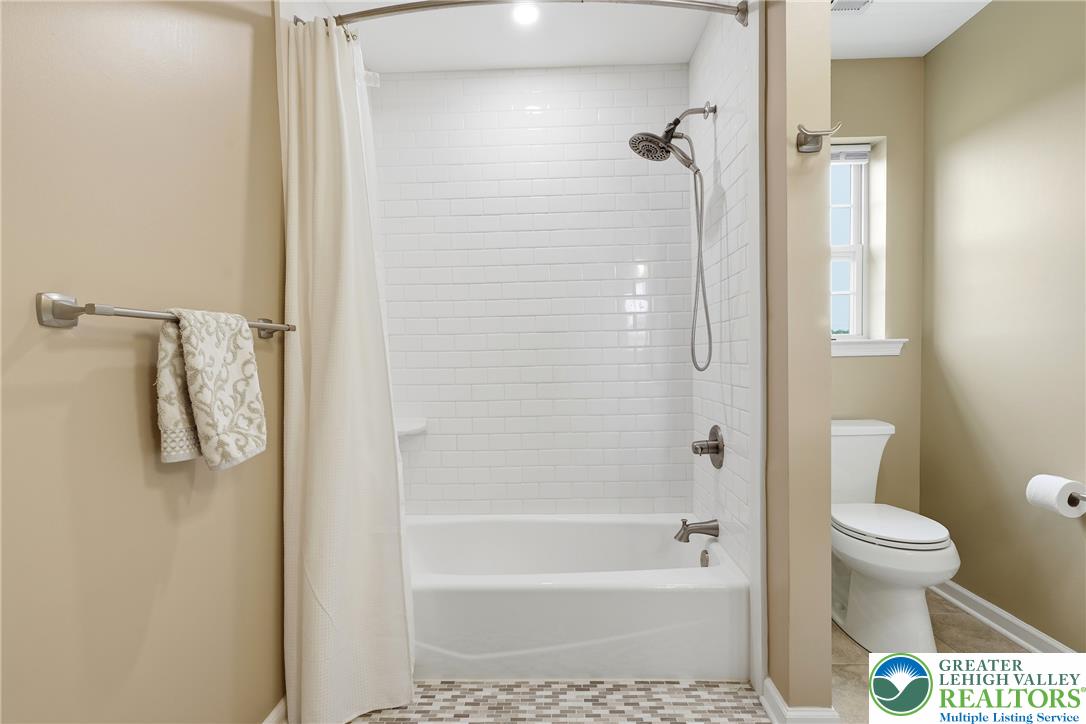 245 East Dell Road Property Photo 49
