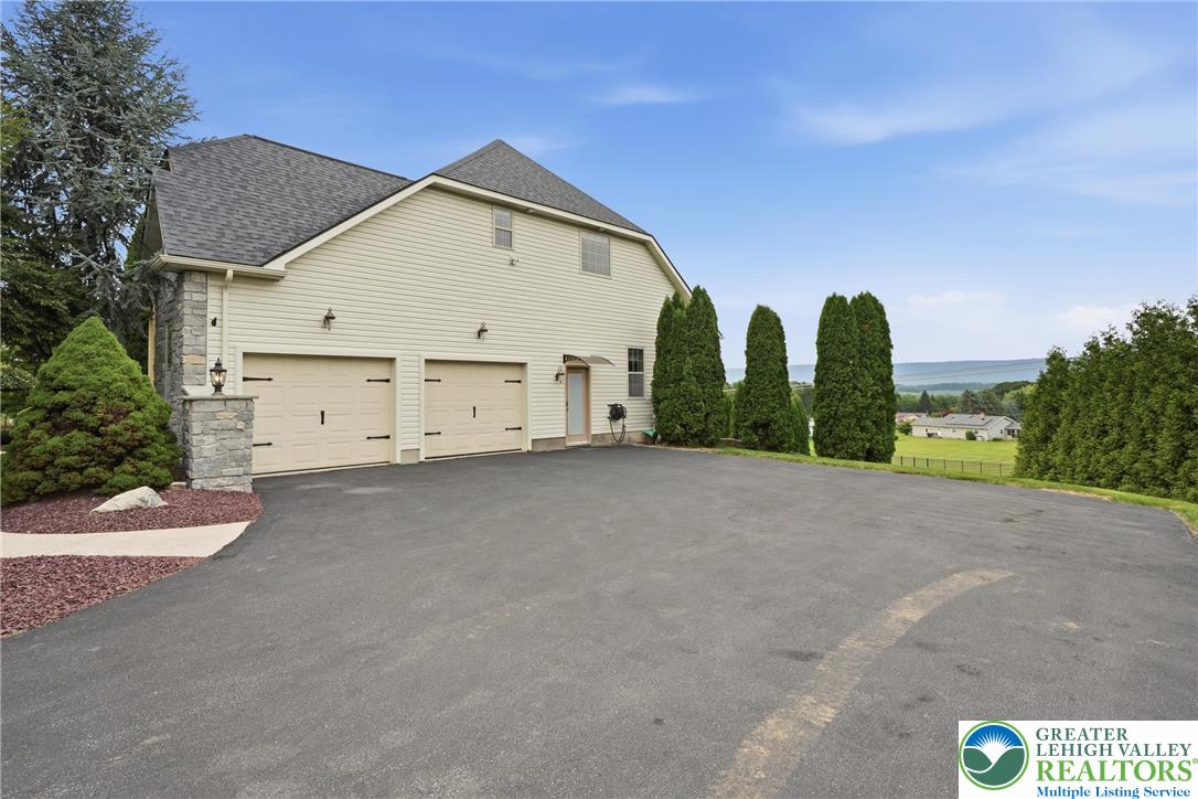 245 East Dell Road Property Photo 96