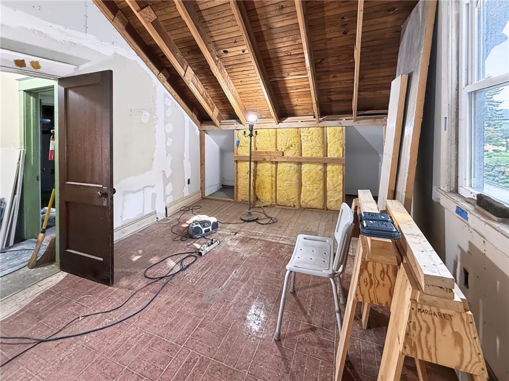 2014 South Aubrey Street Property Photo 19