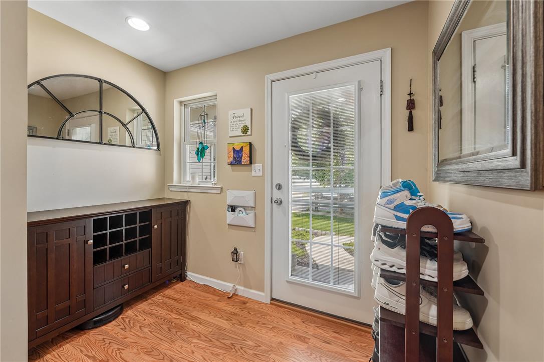 3379 Seip Road Property Photo 4