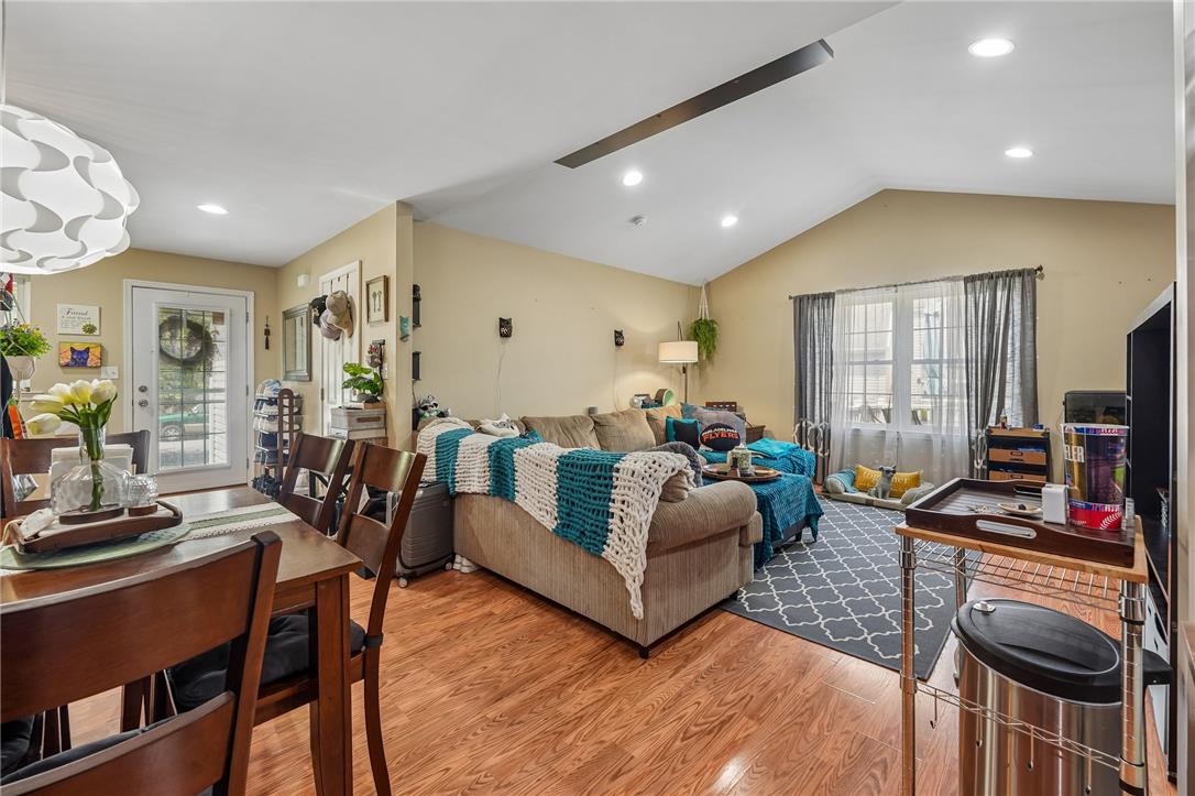 3379 Seip Road Property Photo 8