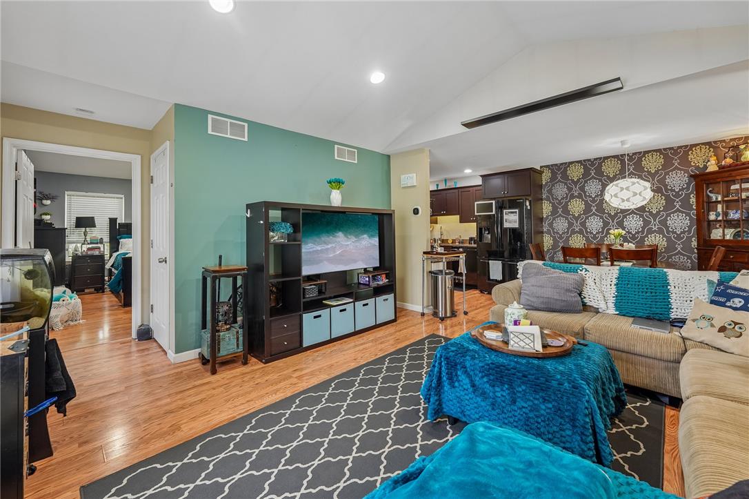 3379 Seip Road Property Photo 12