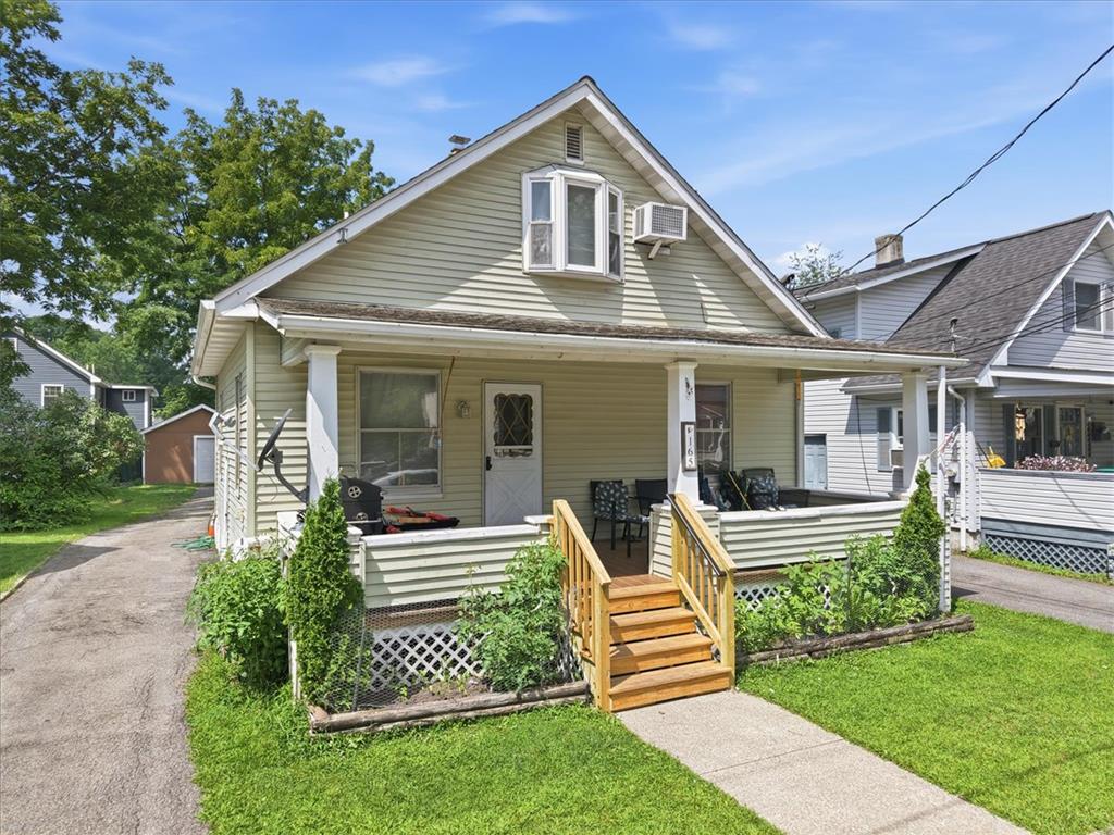 165 Elizabeth Street Property Photo 1