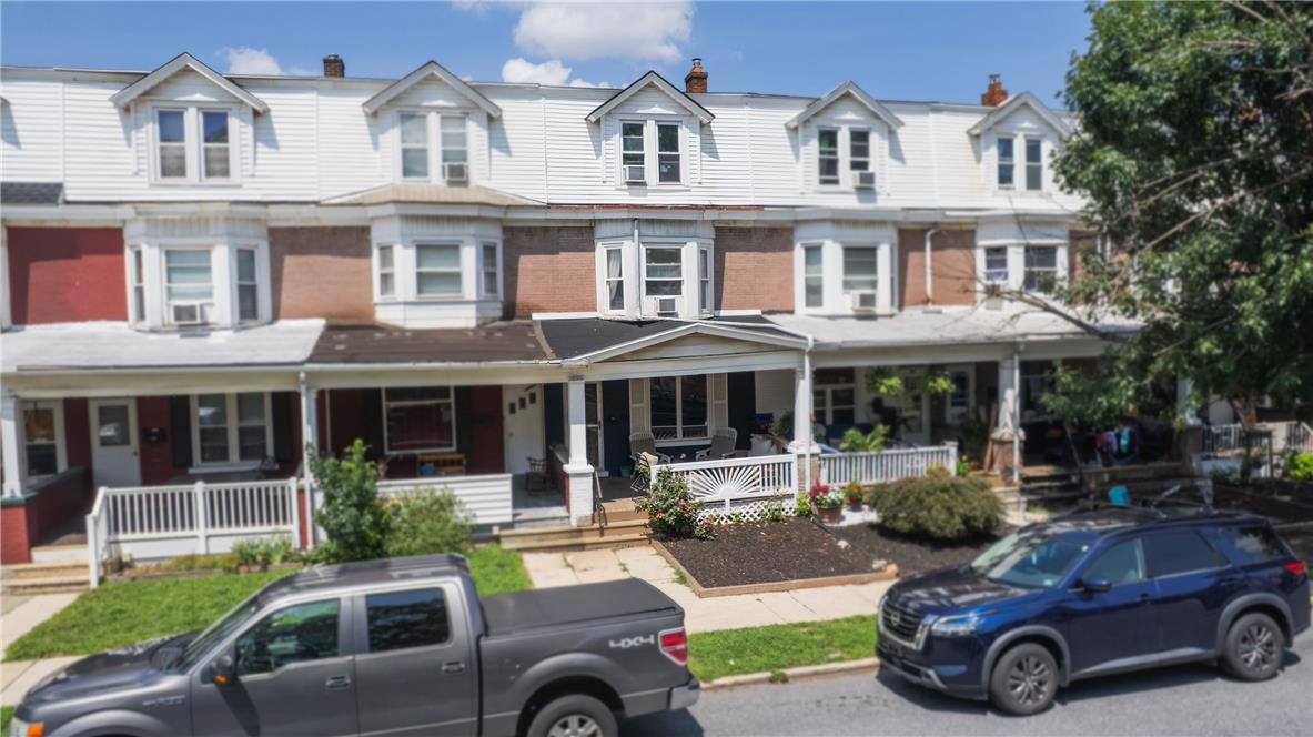441 Franklin Avenue Property Photo 1