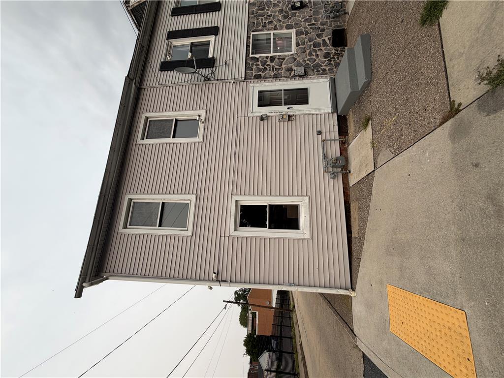117 5th Street Property Photo 1