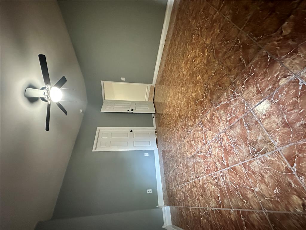 129 West Allen Street Property Photo 11