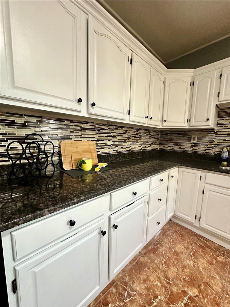 129 West Allen Street Property Photo 21