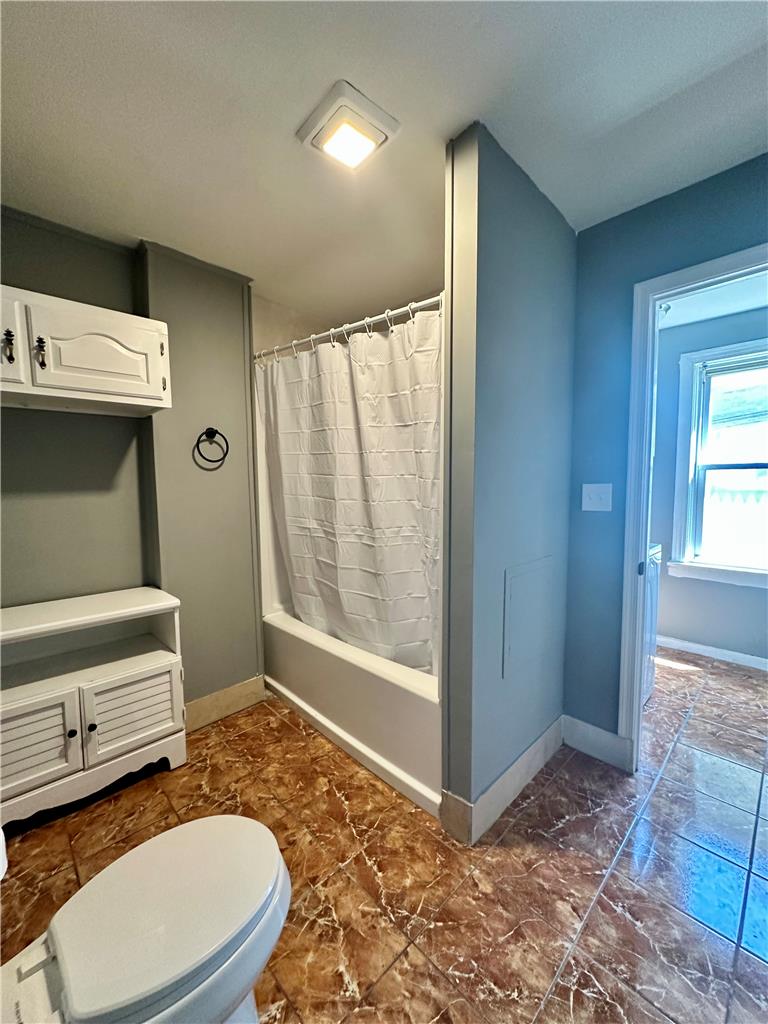 129 West Allen Street Property Photo 26