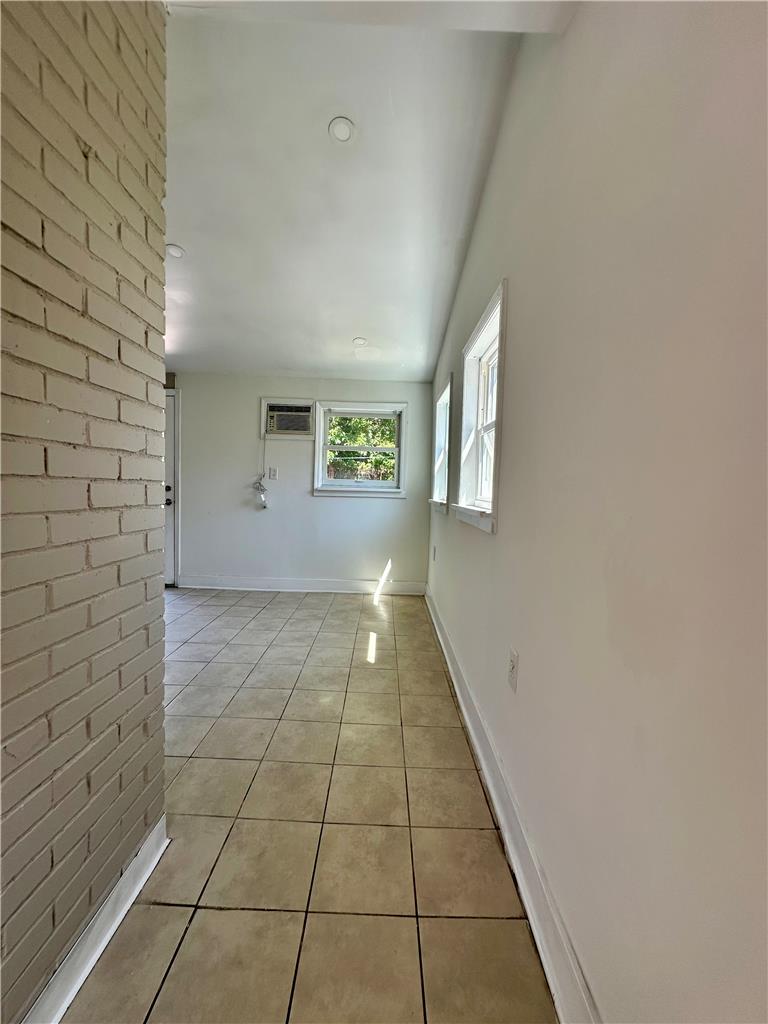 129 West Allen Street Property Photo 28