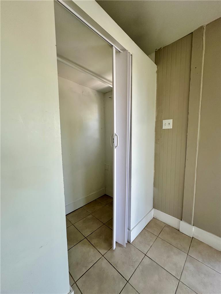 129 West Allen Street Property Photo 32