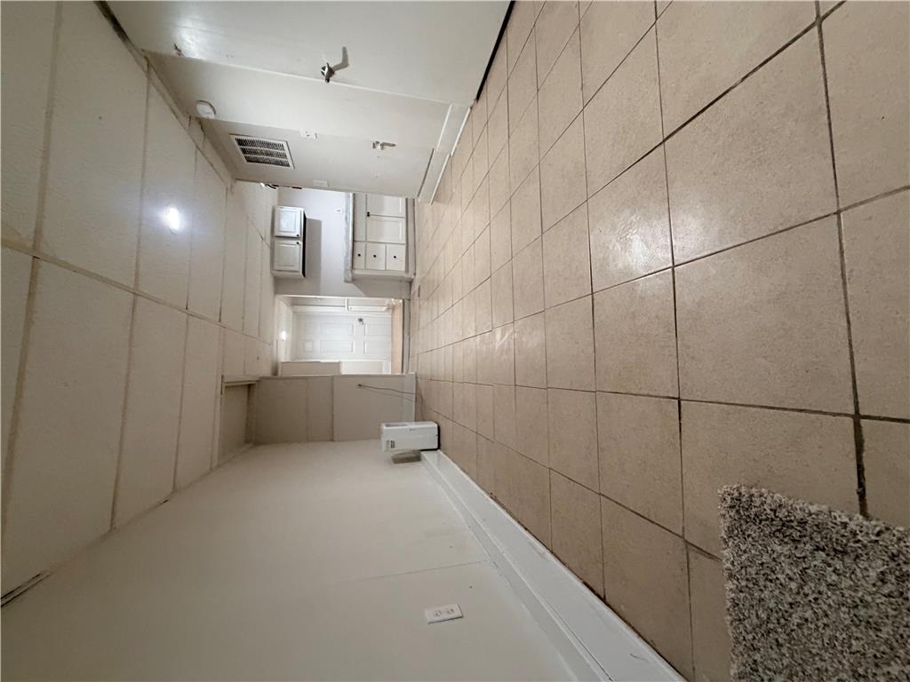 129 West Allen Street Property Photo 78