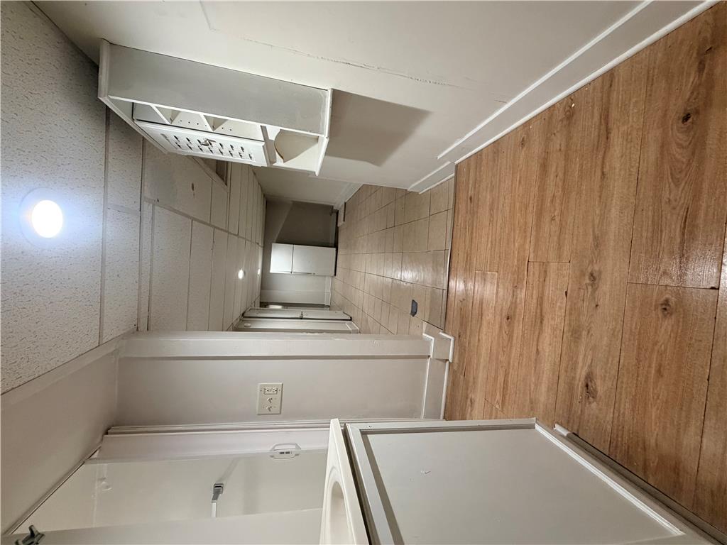 129 West Allen Street Property Photo 82