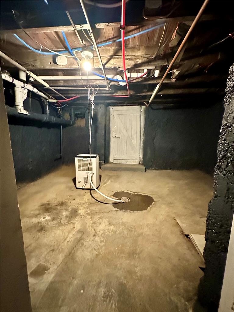 129 West Allen Street Property Photo 88