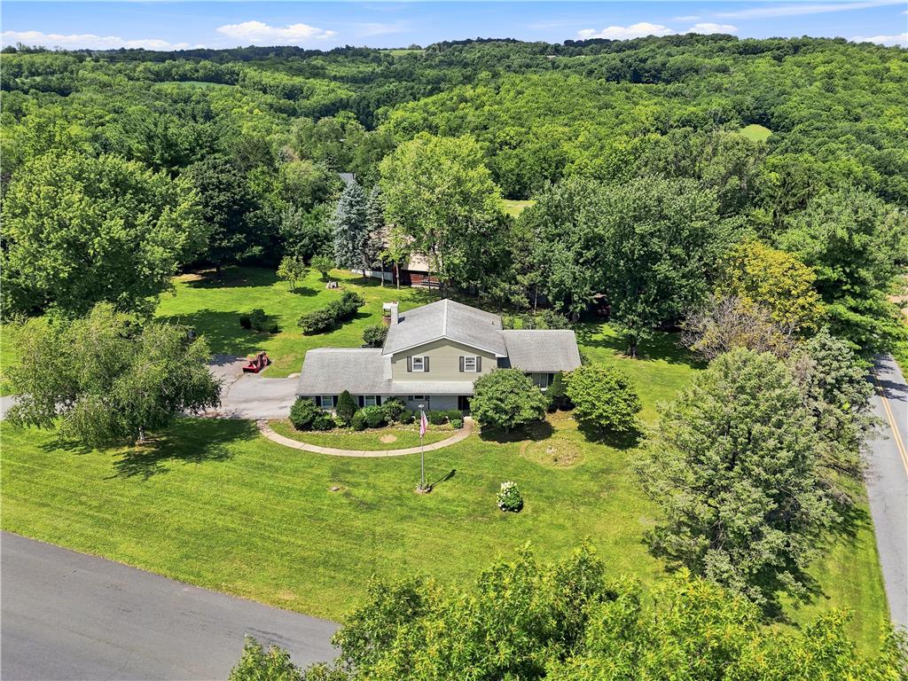 2815 Semmel Road Property Photo 8