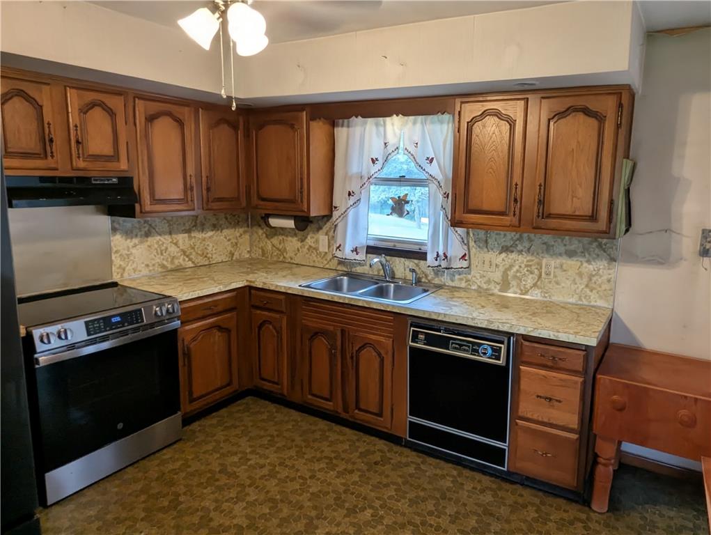 2815 Semmel Road Property Photo 30