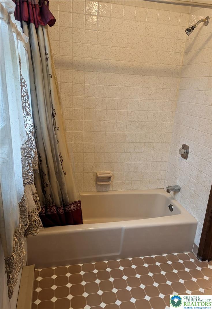 2815 Semmel Road Property Photo 38