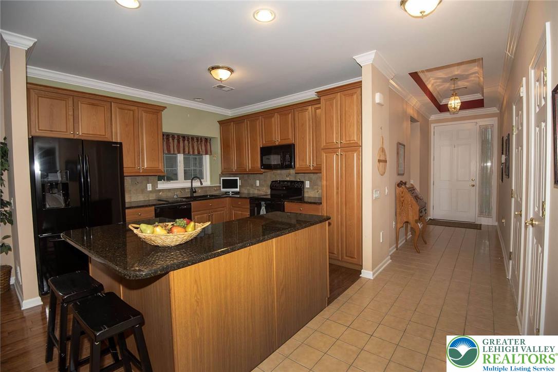 71 Moor Drive Property Photo 6
