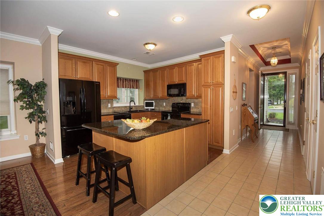 71 Moor Drive Property Photo 8