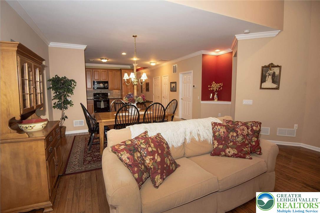 71 Moor Drive Property Photo 12