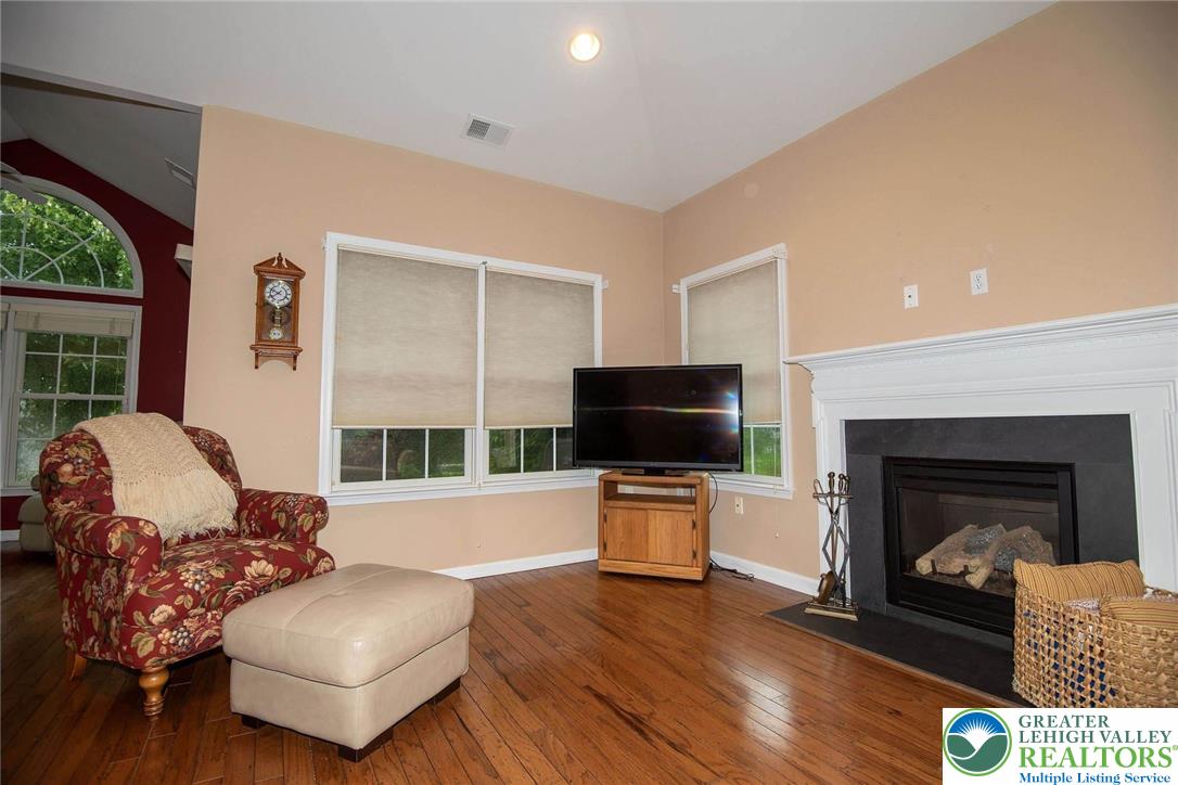 71 Moor Drive Property Photo 13