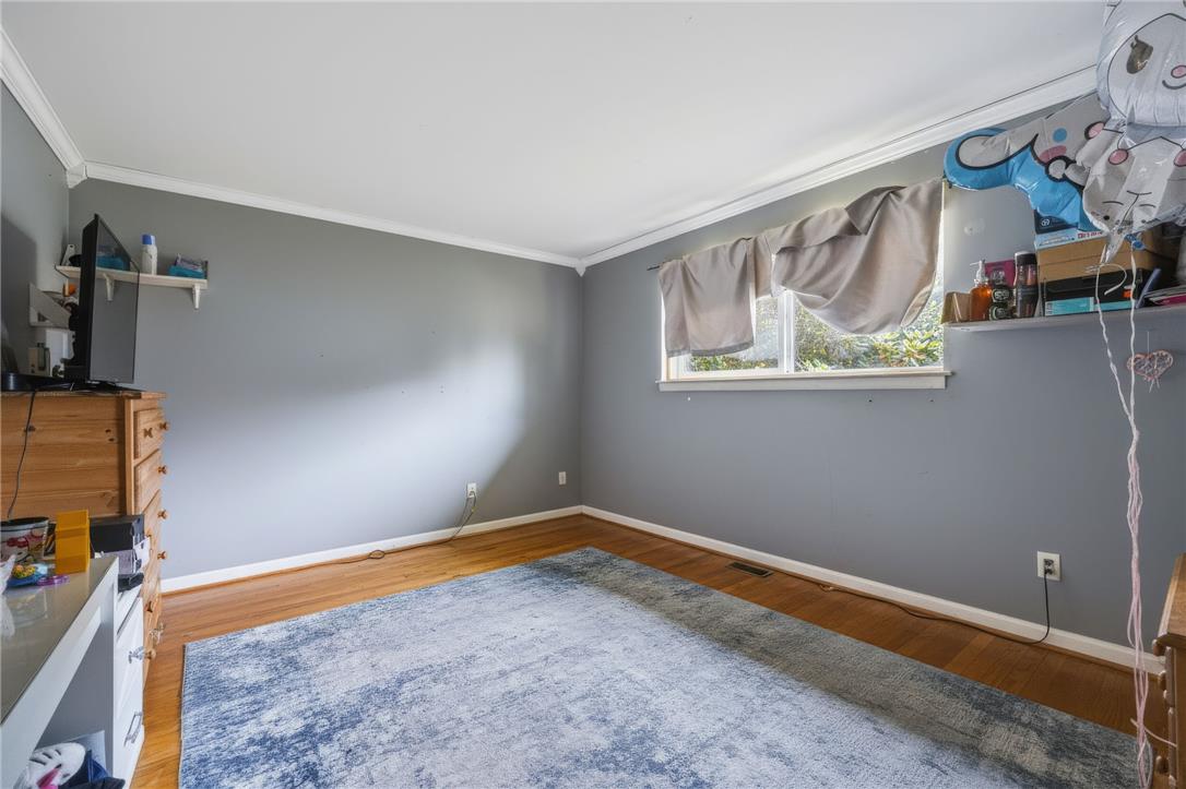 7438 Catalpa Drive Property Photo 11