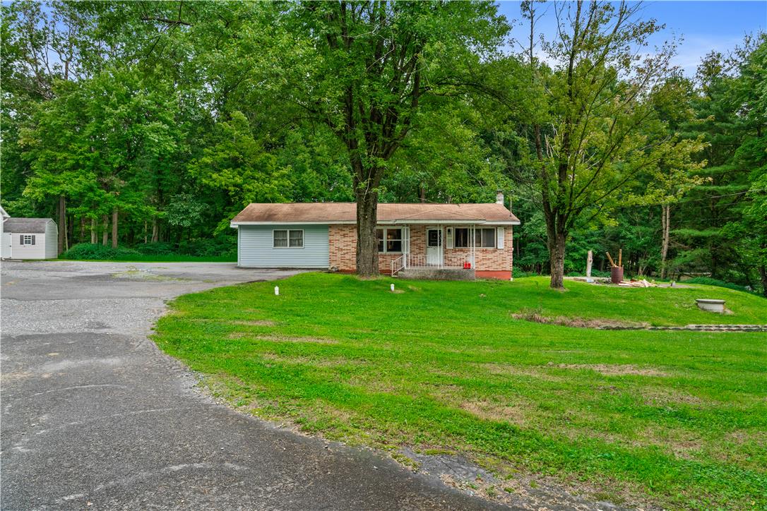 1350 Spring Drive Property Photo 1
