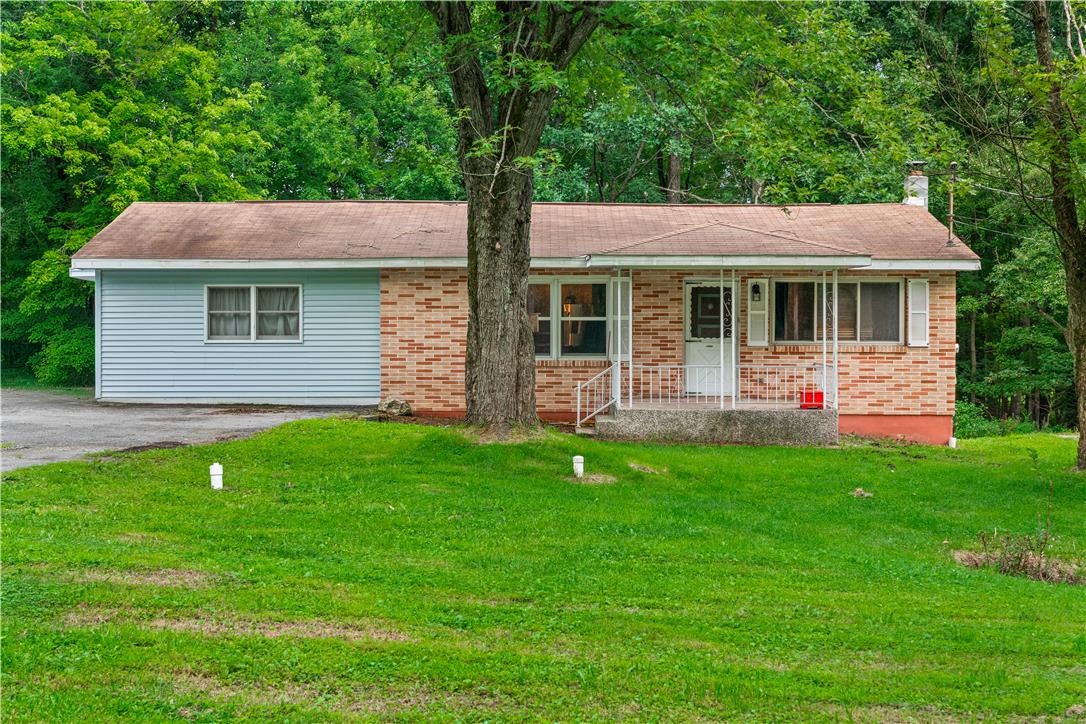 1350 Spring Drive Property Photo 2