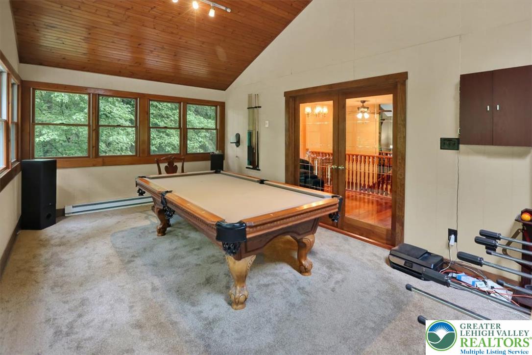 19 Woods Lane Property Photo 10