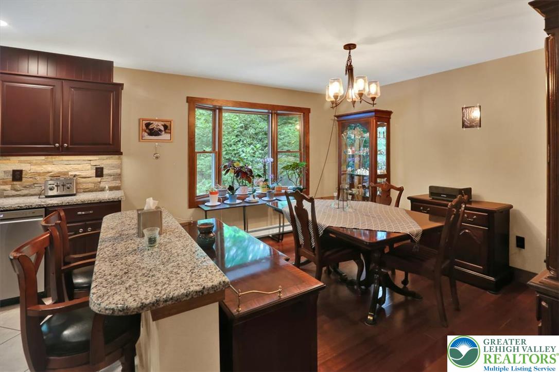 19 Woods Lane Property Photo 12