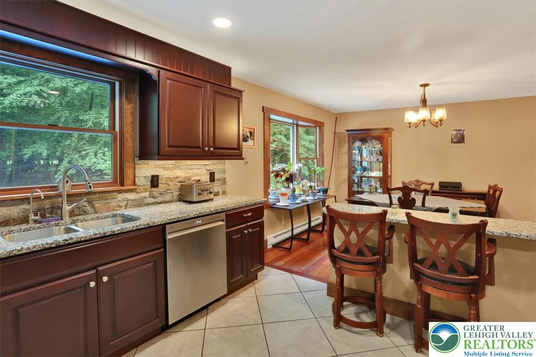 19 Woods Lane Property Photo 18