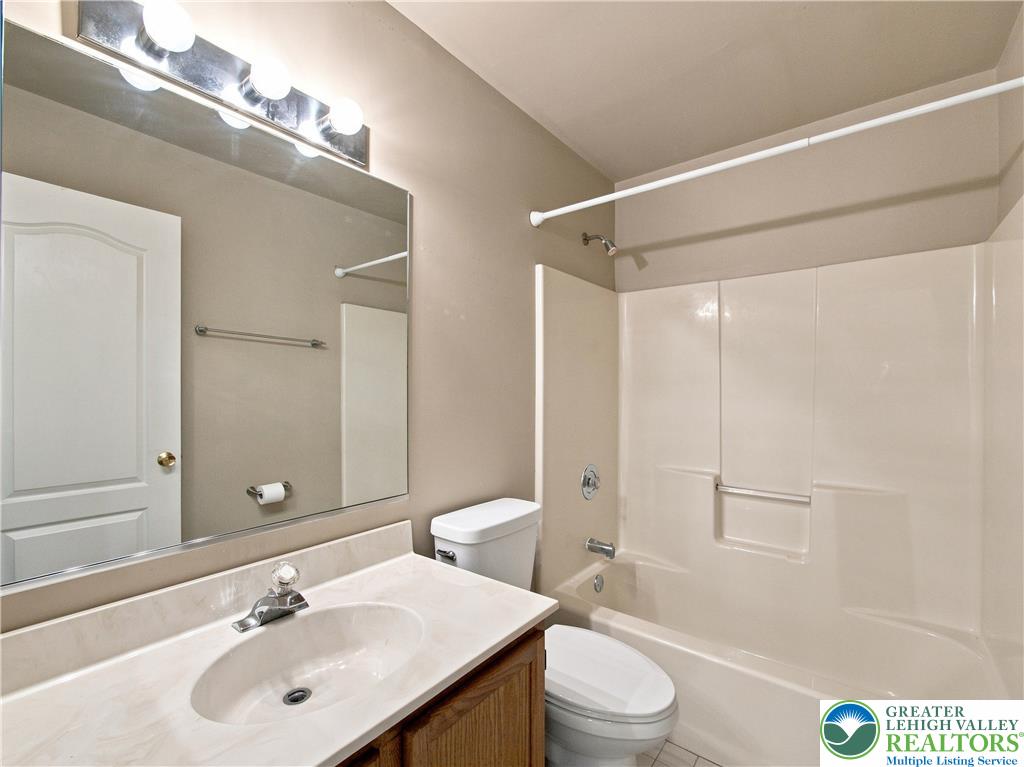 184 Ridings Circle 184 Property Photo 54