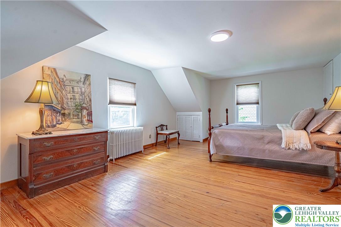 229 East Wall Street Property Photo 20