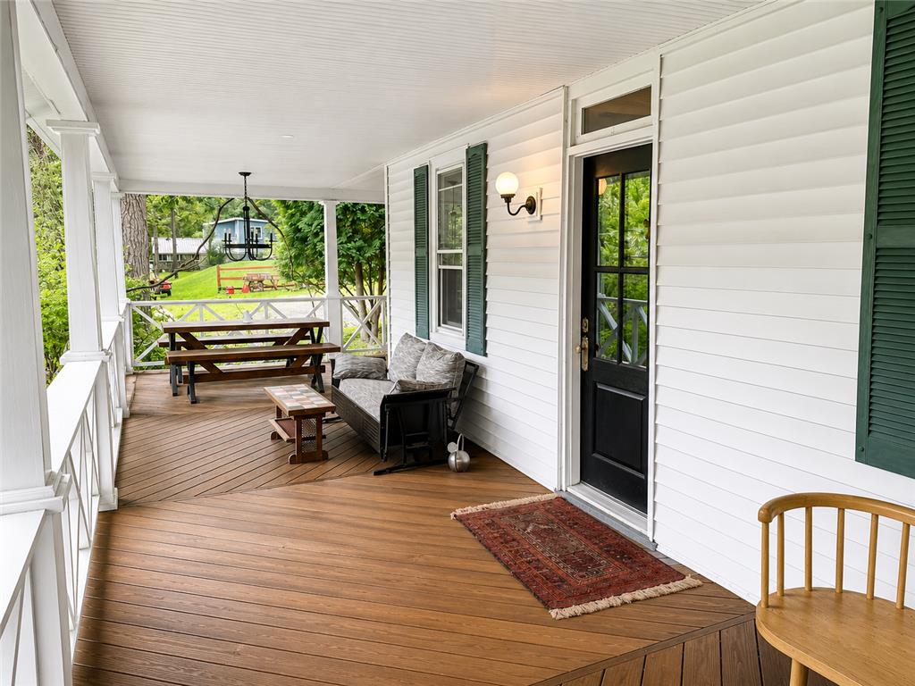120 Hidden Hollow Property Photo 3