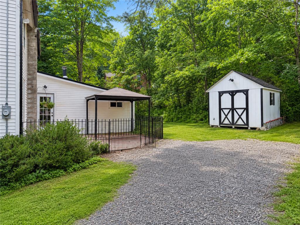 120 Hidden Hollow Property Photo 34