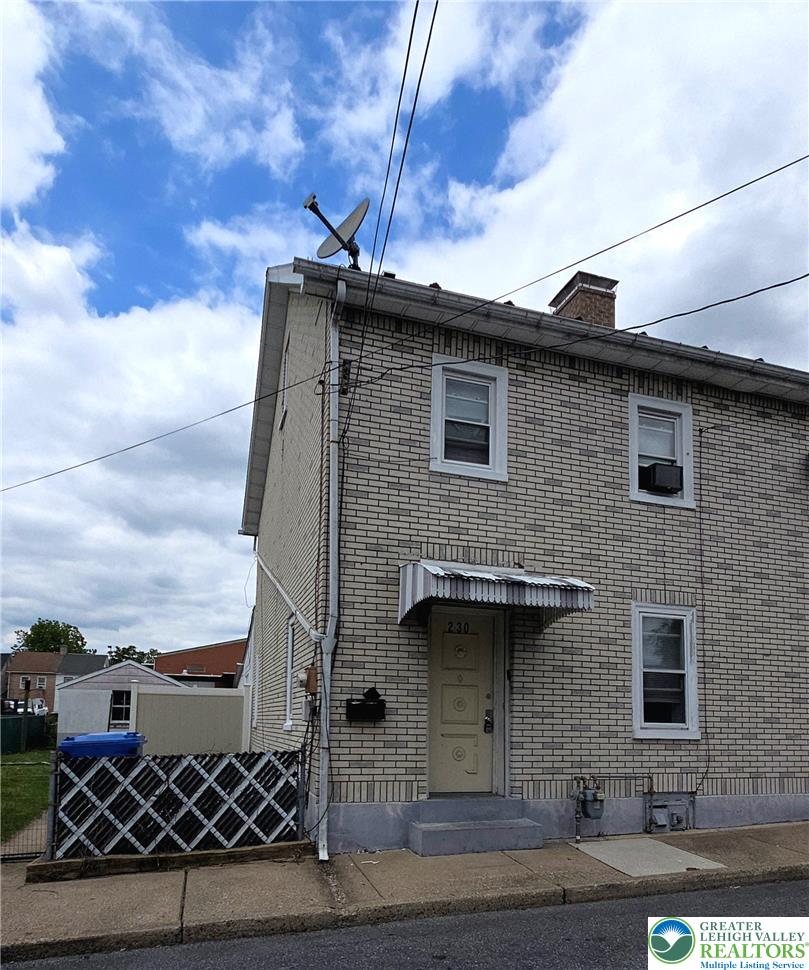 230 Wood Street Property Photo 1