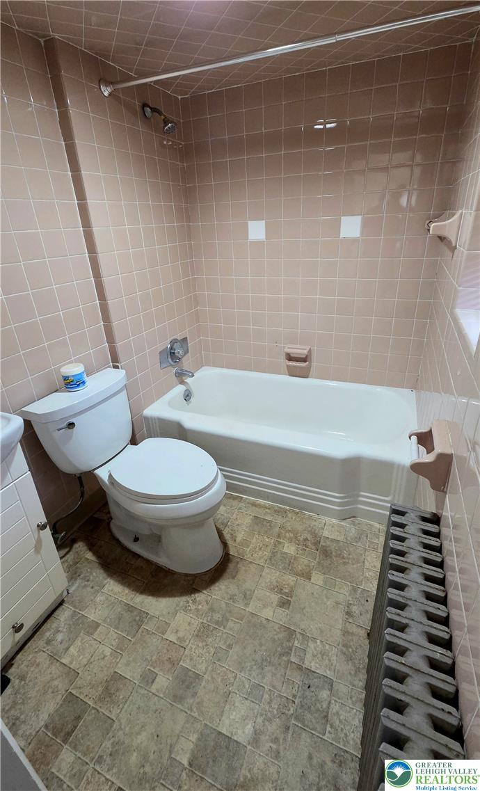 230 Wood Street Property Photo 11
