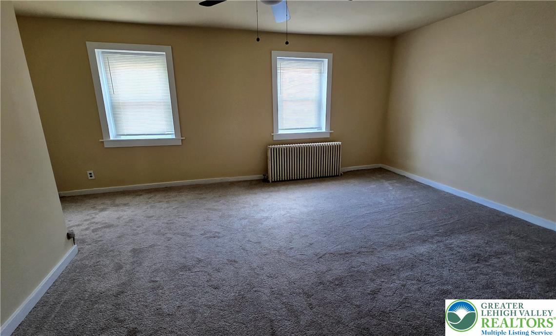 230 Wood Street Property Photo 14