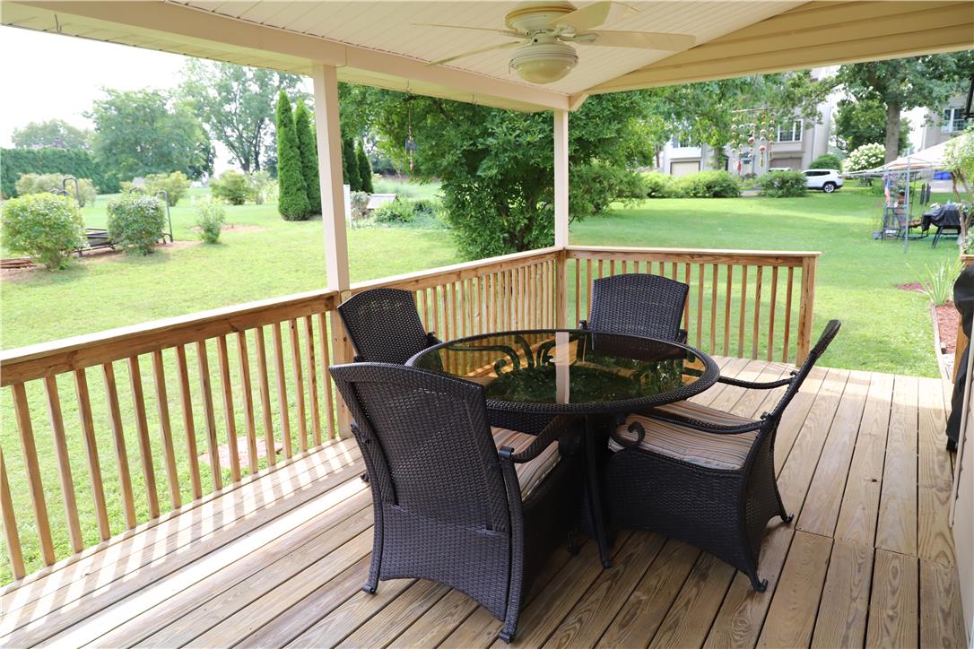 3514 White Oak Circle Property Photo 2