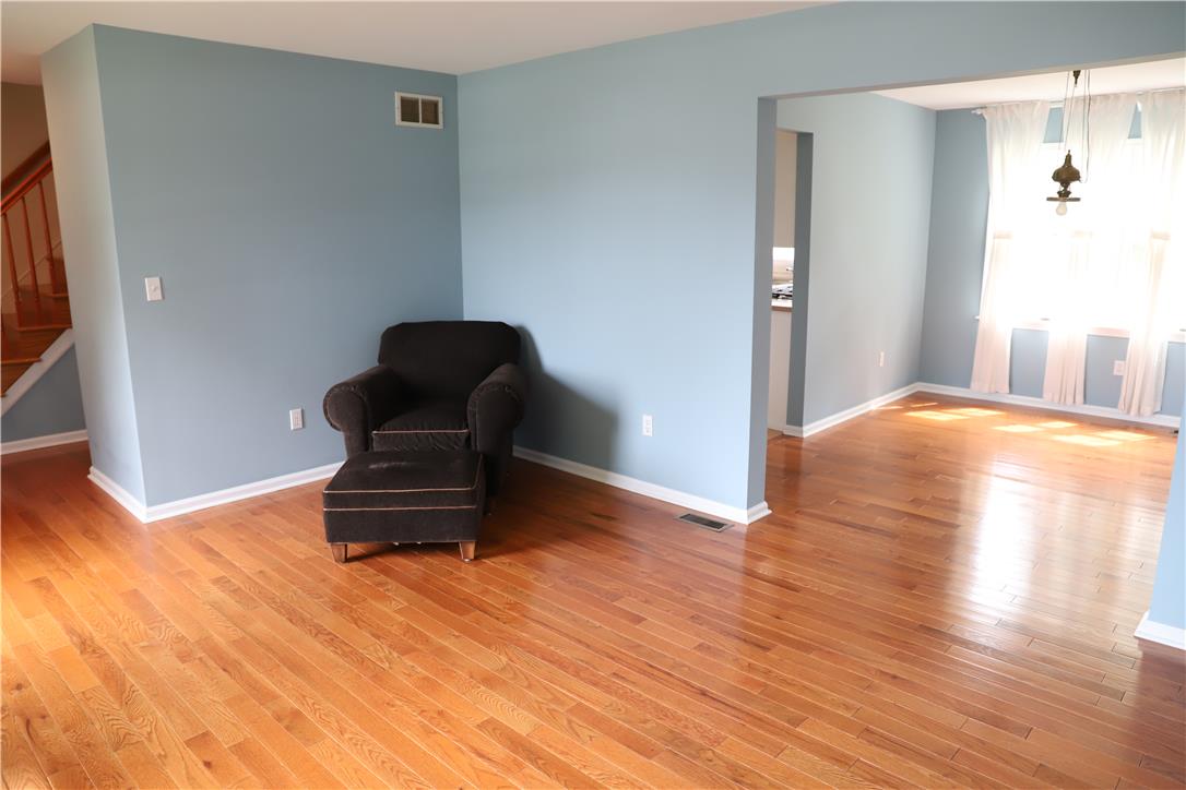 3514 White Oak Circle Property Photo 7