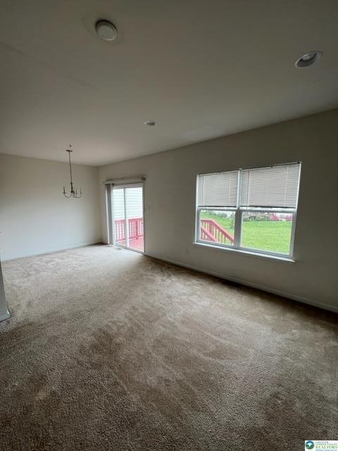 974 King Way Property Photo 5