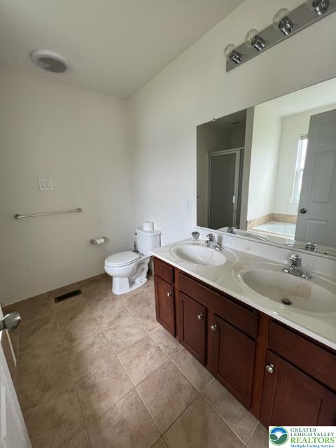 974 King Way Property Photo 9