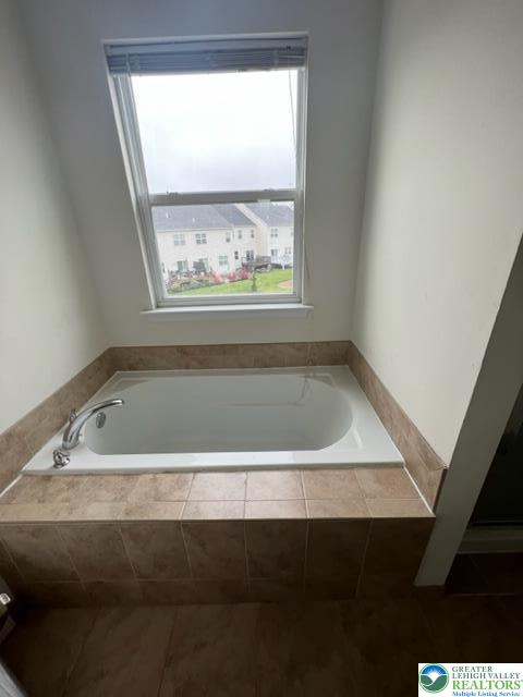 974 King Way Property Photo 10