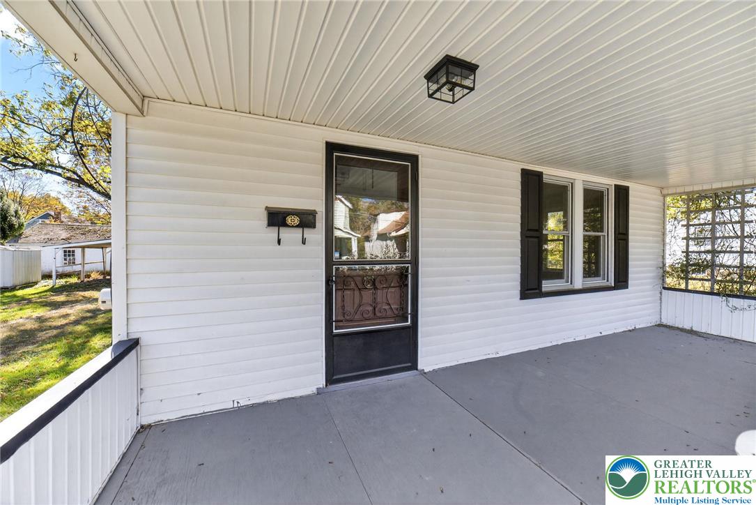 3 Oakland Avenue Property Photo 2