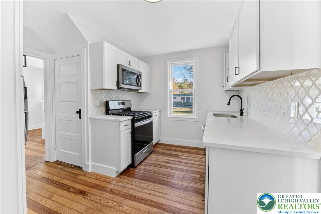 3 Oakland Avenue Property Photo 11