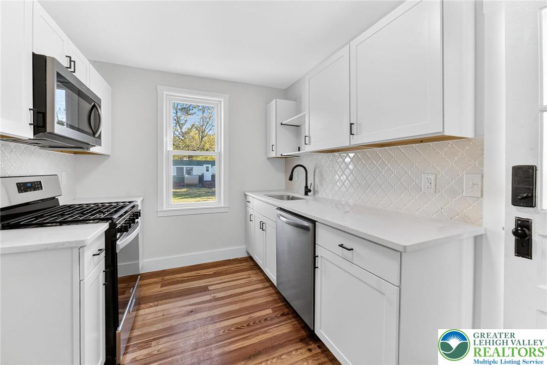 3 Oakland Avenue Property Photo 12