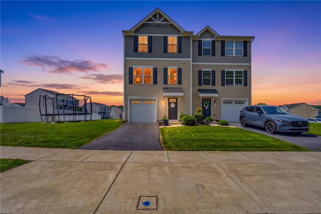 514 River Run Property Photo 3