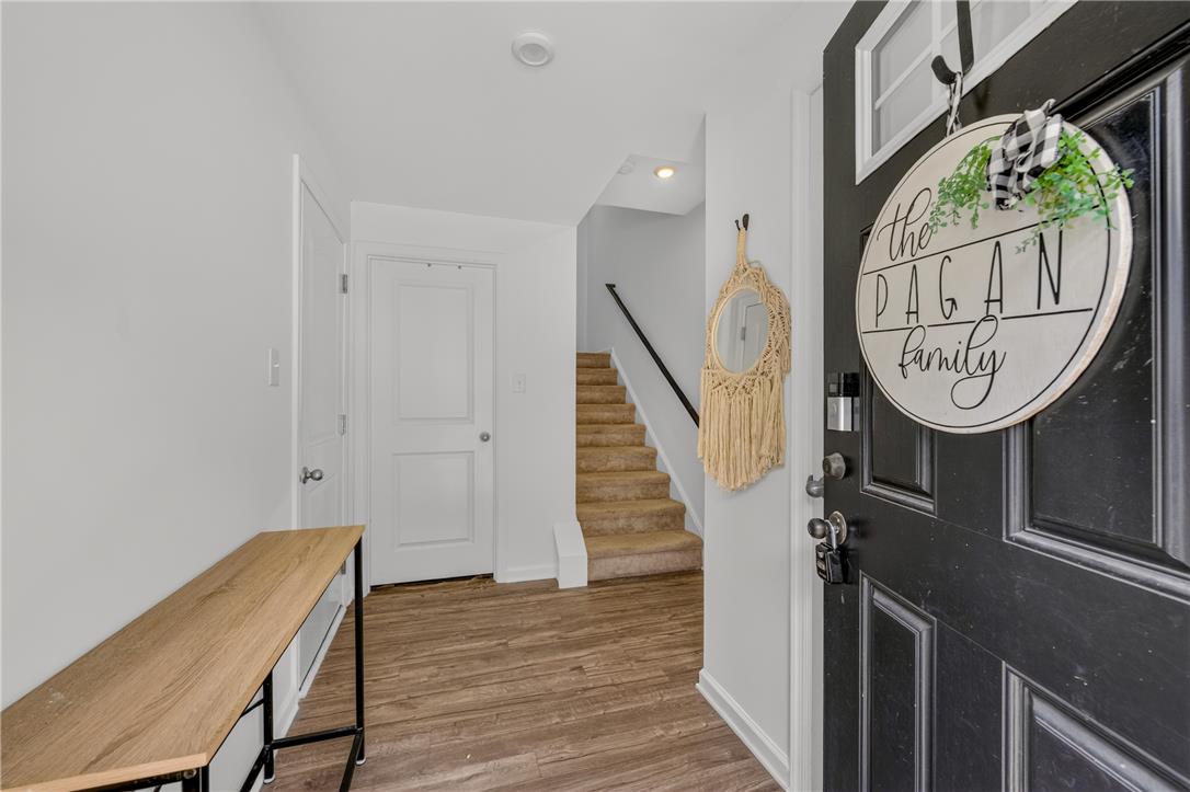 514 River Run Property Photo 6