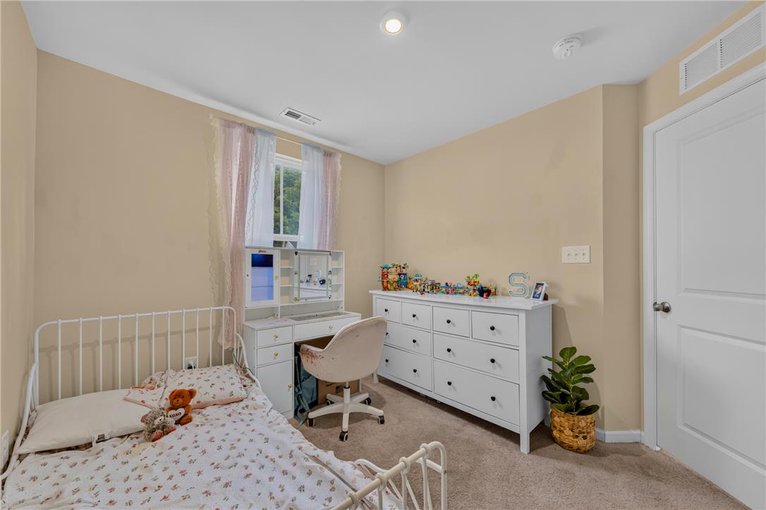 514 River Run Property Photo 29
